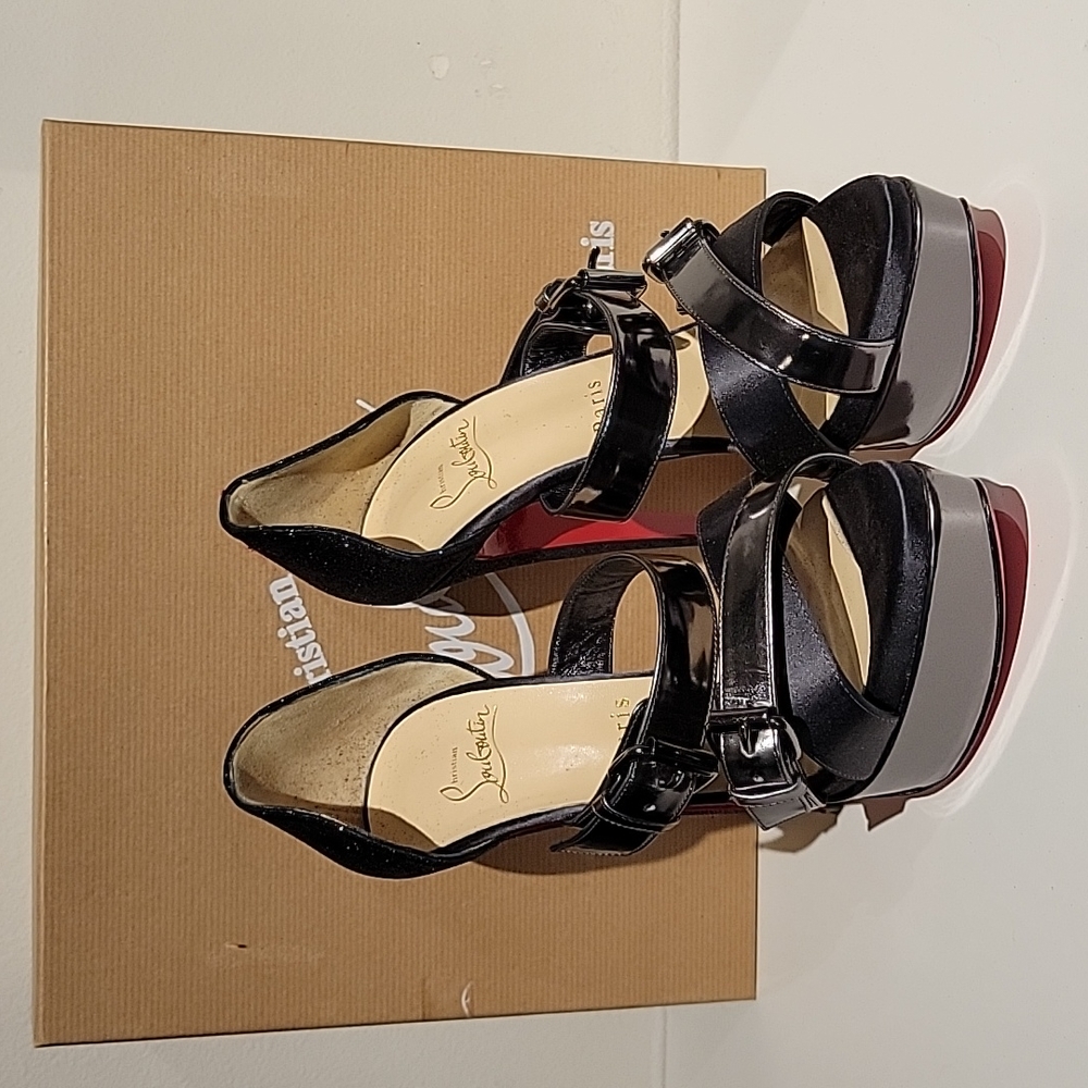 CHRISTIAN LOUBOUTIN HEELS